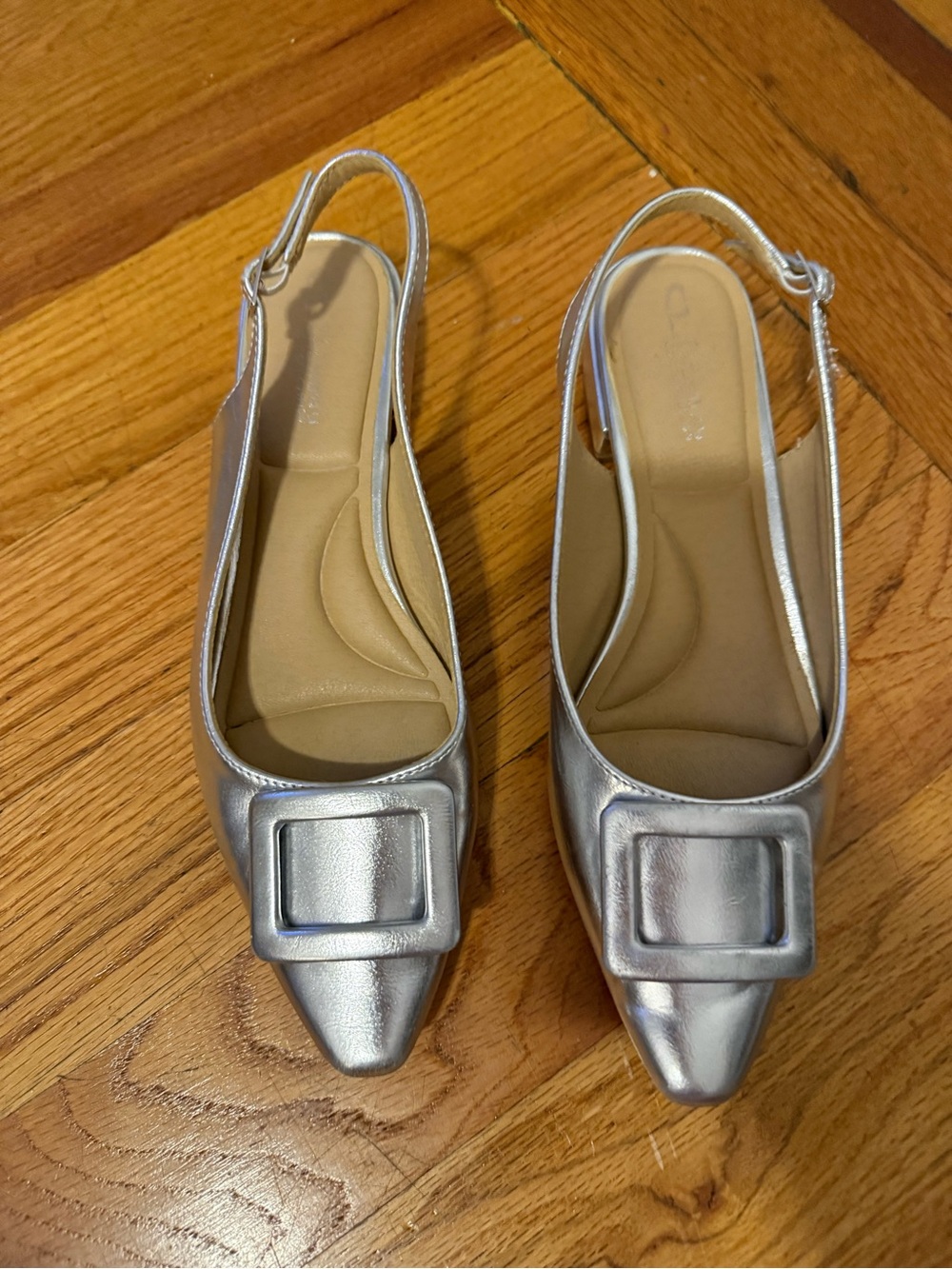 Chinese Laundry Metallic Silver Pointed Slingback Flats with Buckle